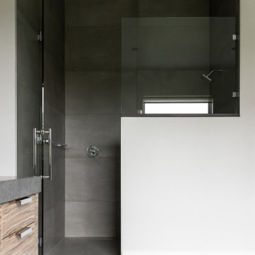 Modern Luxe Bathroom