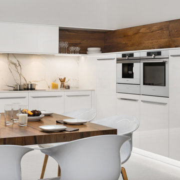 Showroom: Modern elegant kitchen