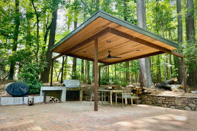 Example of a patio design in Raleigh