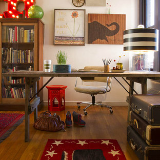 KMIDesign Stitch on Two Store Desk