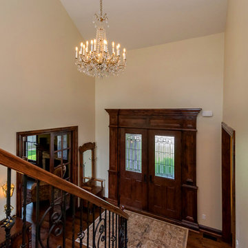 Traditional 2 Story Plan #66919lLL