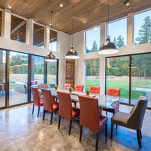 Shaw Lakeside Dining