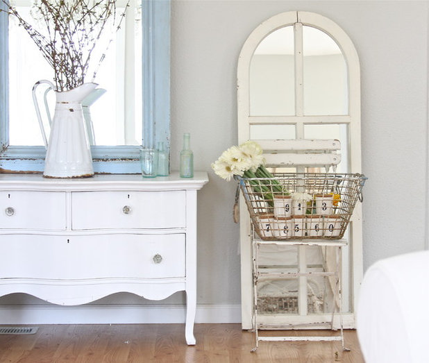 Shabby-chic Style  by Dreamy Whites