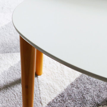 Buddha, wood, white and copper. Détail table.