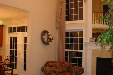 Elegant living room photo in New York