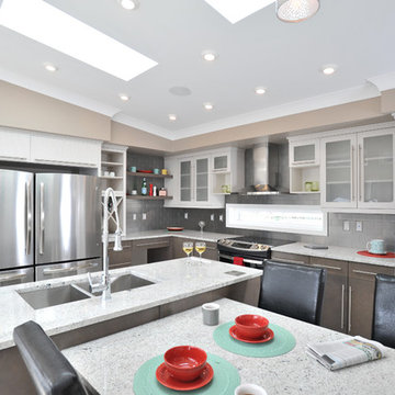 Compact and Amazing Kitchen