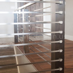 Angela - UT - Hardware