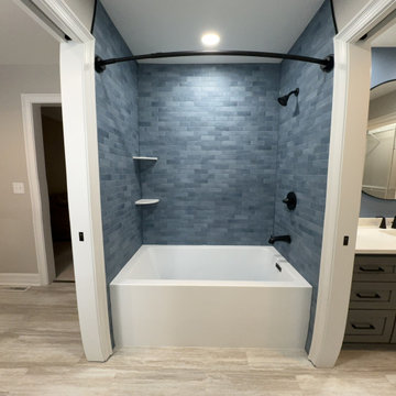 Orchard Park Shared Bathroom