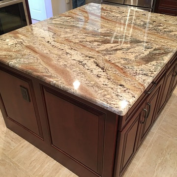 Dark Wood Traditional Kitchen | Freehold, NJ