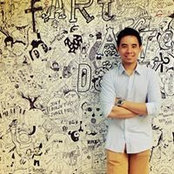 Jonathan Qiaoen's photo
