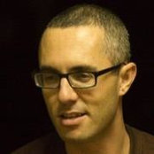 Nadav Ravivs foto