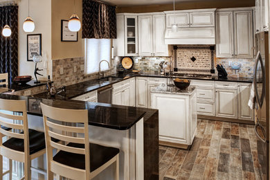 Example of a classic kitchen design in Baltimore