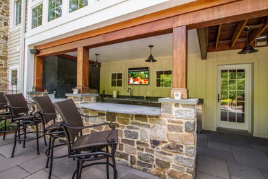 Inspiration for a transitional home design remodel in New York