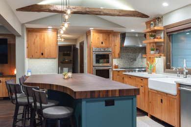 Kitchen - kitchen idea in Milwaukee