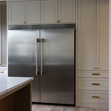 Timeless Chic: Elegant Neutral Kitchen