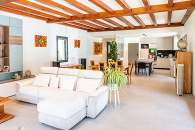 Salon/Coin repas/Cuisine