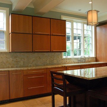 Distinctive Kitchens & Baths