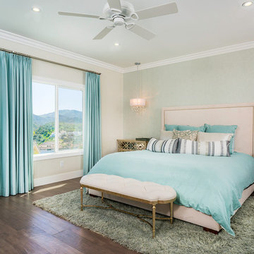 Luxe Lake Sherwood