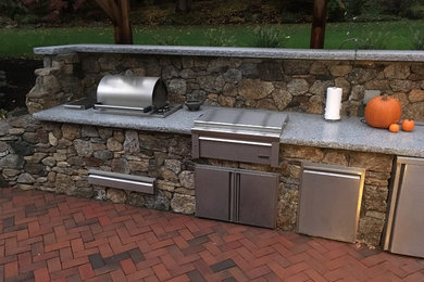 Patio photo in Boston