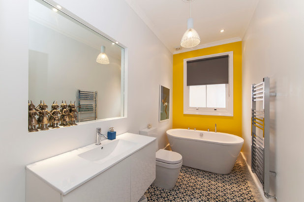 Современная классика Ванная комната by aegis interior design ltd