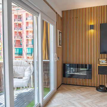 Conexión interior-exterior con terraza chill out