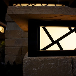 Edgewater Lighted Column Caps - Path Lights