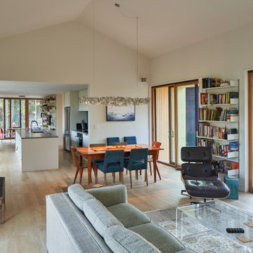 Short Mountain House