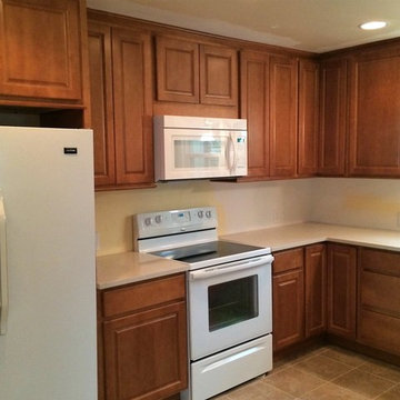 Old and white to just right kitchen remodeling project