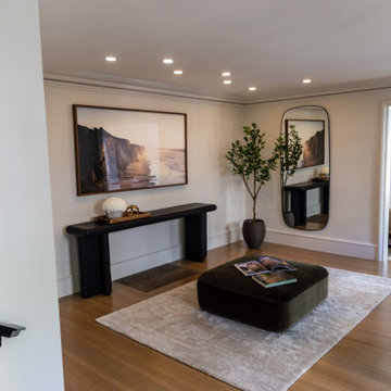 Sophisticated Minimalism I San Francisco