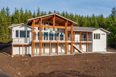 Arts and crafts exterior home photo in Seattle