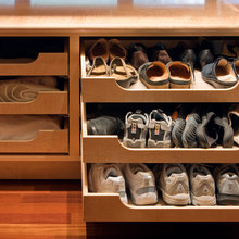 closet/dressing room