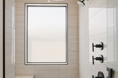 Inspiration for a contemporary home design remodel in Los Angeles