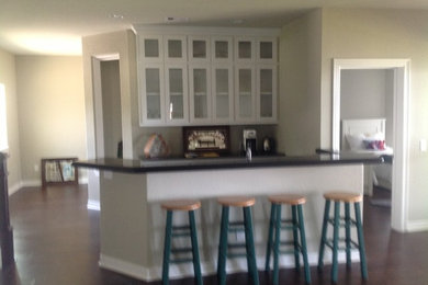 Example of a classic kitchen design in Houston