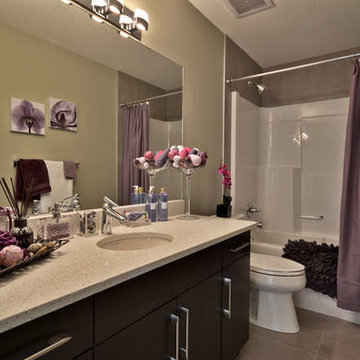 Entity Showhome in College woods