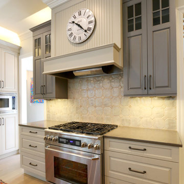 Espresso Glaze Adds Warmth to this Cozy Kitchen
