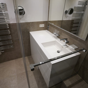 Aus einem Badezimmer wird ein Duschbad in München Perlach