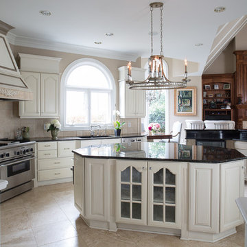 Habersham/Clive Christian Influenced Kitchen