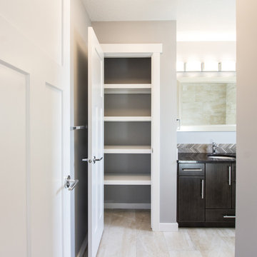 Country Luxury Living, Wood Shelving