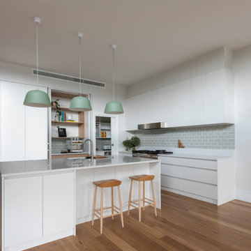 Complementing Textures & Natural Tones for Wellness House in Brunswick