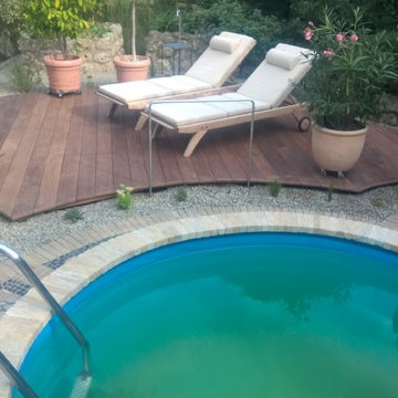 kleiner Pool mit Holzdeck, small pool