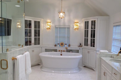Inspiration for a timeless bathroom remodel in Philadelphia