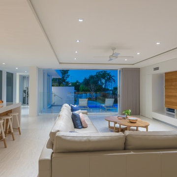 Plantation House - Award Winning Contemporary Beach House