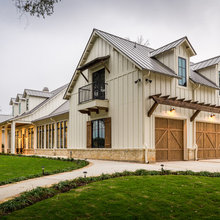 Exterior Color With Flagstone Trim
