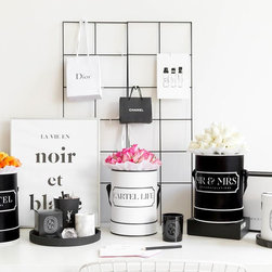 Noir et Blanc - Prints And Posters