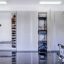 Irvine, Ca - Storage Cabinets