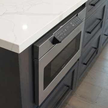 Contemporary Kitchen & Bar || Escondido