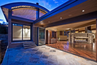 Inspiration for a contemporary patio remodel in Vancouver