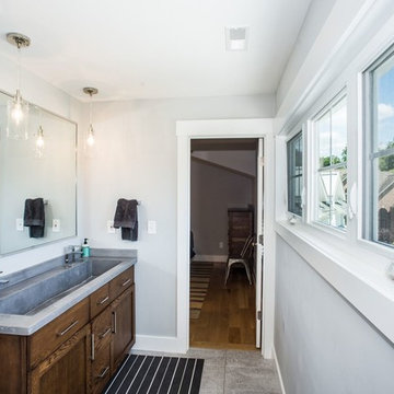 Modern Farmhouse -High Pointe Custom Homes, LLC
