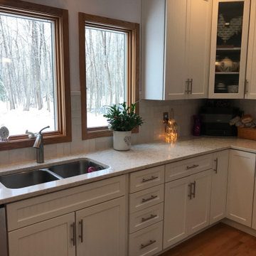 Midland - Transitional Kitchen Back Splash