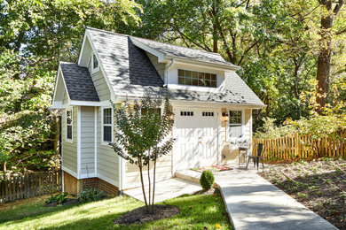 Example of a mid-sized detached garden shed design in DC Metro